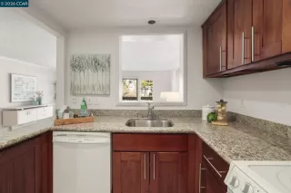 Photo #5: 41123352 Listing 