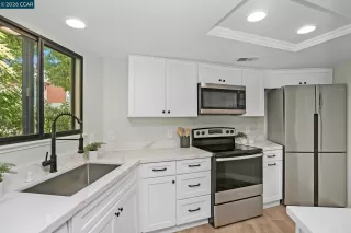 Photo #5: 41123447 Listing 