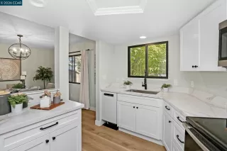 Photo #6: 41123447 Listing 