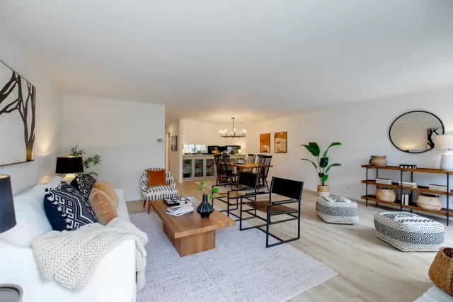 MLS: 41123448 Condo For Sale