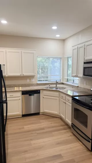 Photo #4: 41123501 Listing 