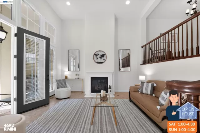 MLS: 41123594 Condo For Sale