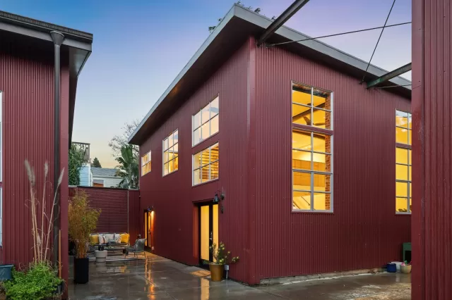 MLS: 41123736 Condo For Sale