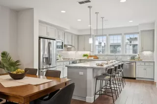 Photo #6: 41123756 Listing 