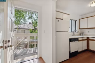 Photo #4: 41123793 Listing 