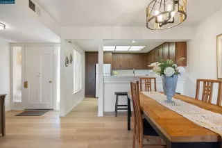 Photo #4: 41123794 Listing 