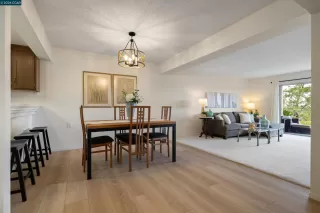 Photo #5: 41123794 Listing 