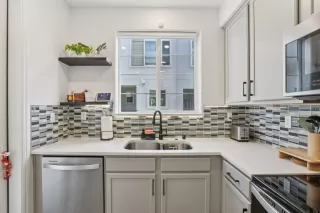 Photo #5: 41123876 Listing 