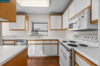 Photo #1: 41123995 Listing