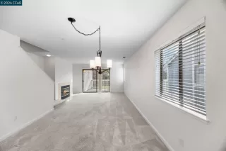 Photo #4: 41123995 Listing