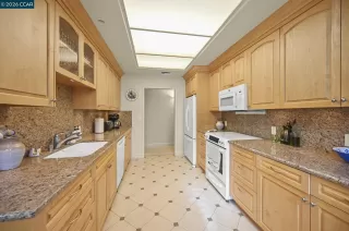 Photo #6: 41124133 Listing 