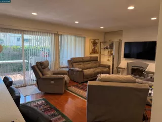 Photo #5: 41124137 Listing 