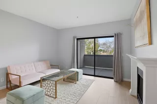 Photo #2: 41124216 Listing