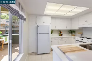 Photo #5: 41124227 Listing 