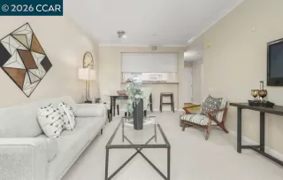 Photo #5: 41124295 Listing 