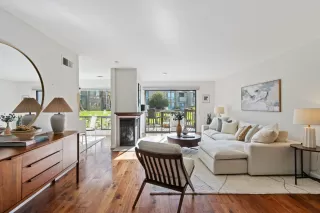 Photo #2: 41124296 Listing