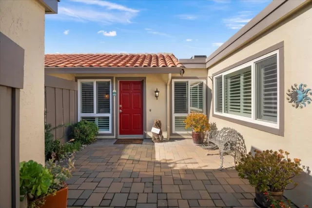 MLS: 41124340 Condo For Sale