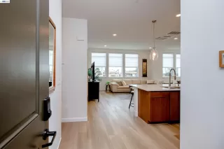 Photo #3: 41124400 Listing 