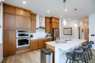 Photo #6: 41124400 Listing 