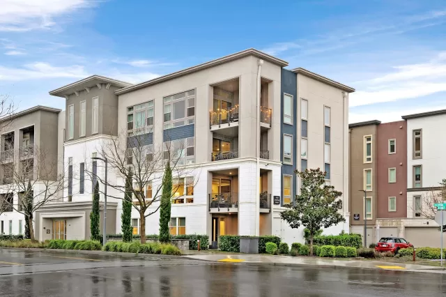 MLS: 41124474 Condo For Sale