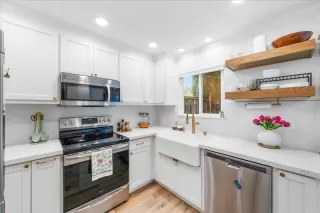 Photo #2: 41124533 Listing