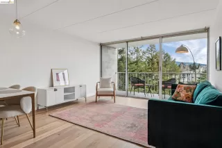 Photo #2: 41124562 Listing