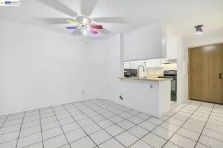 Photo #5: 41124610 Listing 