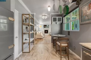 Photo #6: 41124633 Listing