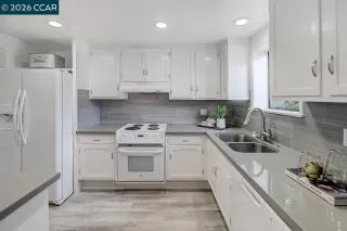 Photo #5: 41124649 Listing