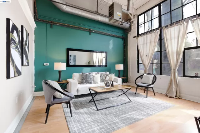 MLS: 41124699 Condo For Sale