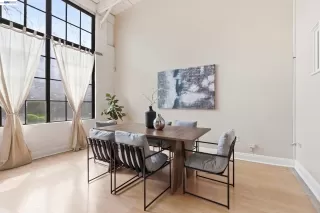 Photo #2: 41124699 Listing 