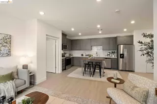 Photo #2: 41124715 Listing