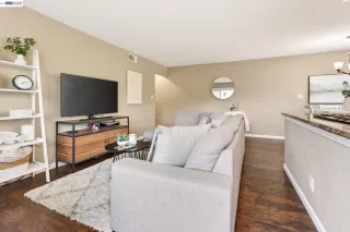 Photo #3: 41124729 Listing 