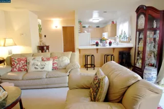 Photo #1: 41124770 Listing 