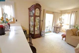 Photo #3: 41124770 Listing 