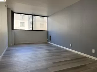 Photo #6: 41124893 Listing