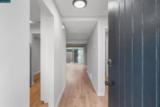 Photo #2: 41124933 Listing