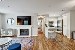 Photo #5: 41124955 Listing