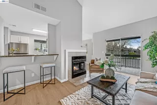 Photo #6: 41125019 Listing