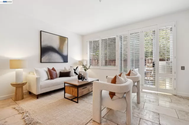 MLS: 41125058 Condo For Sale