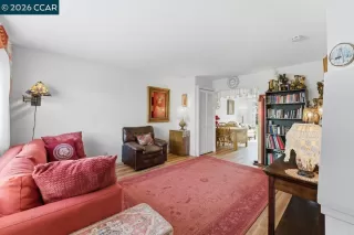 Photo #2: 41125110 Listing