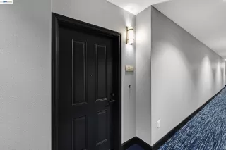 Photo #4: 41125116 Listing