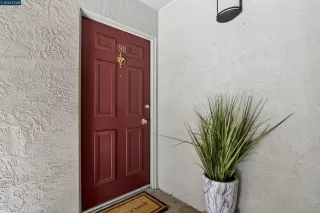 Photo #2: 41125135 Listing