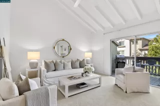 Photo #4: 41125135 Listing