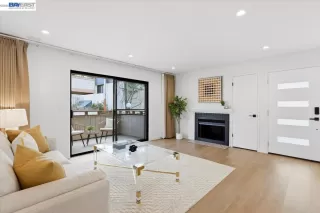 Photo #2: 41125175 Listing