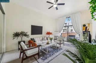 Photo #1: 41125180 Listing