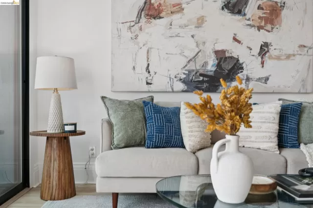 MLS: 41125183 Condo For Sale