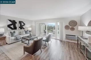 Photo #5: 41125209 Listing 