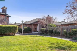 Photo #2: 41125223 Listing