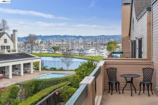 Browse active condo listings in MARINA VILLAGE